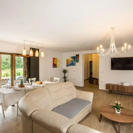 Ferienhaus Jadran