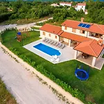 Holiday home Jadran